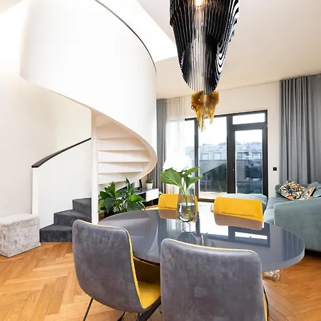 Rotermann Penthouse Design - 360 View Rooftop Terrace Apartment Tallinn